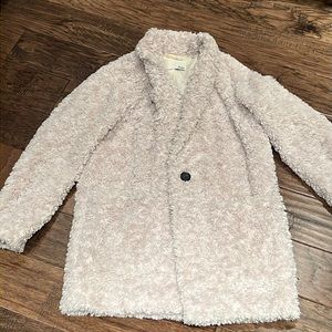 Aritzia wilfred, free, plush jacket